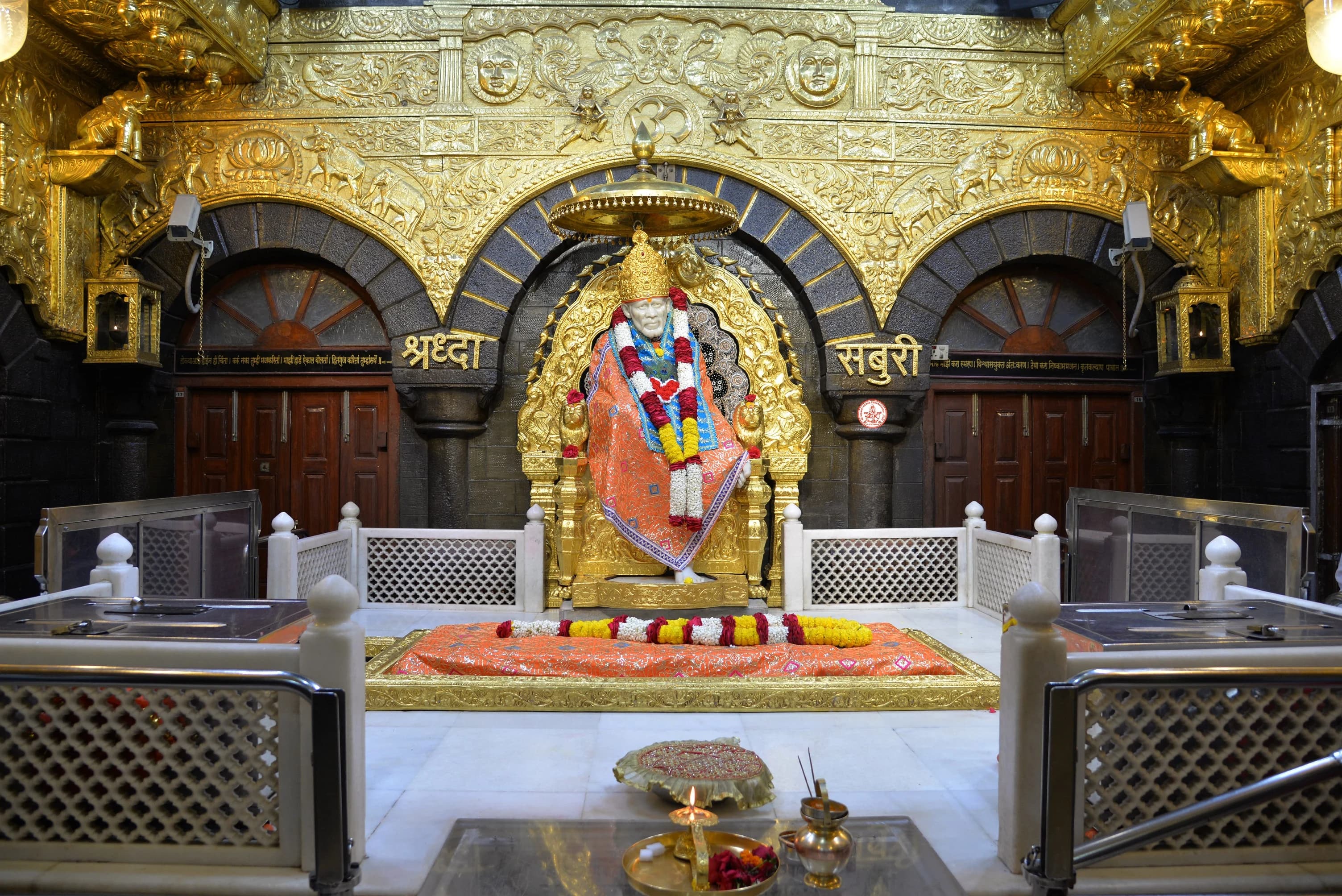 Shirdi Sai Baba Temple Tour from Pune